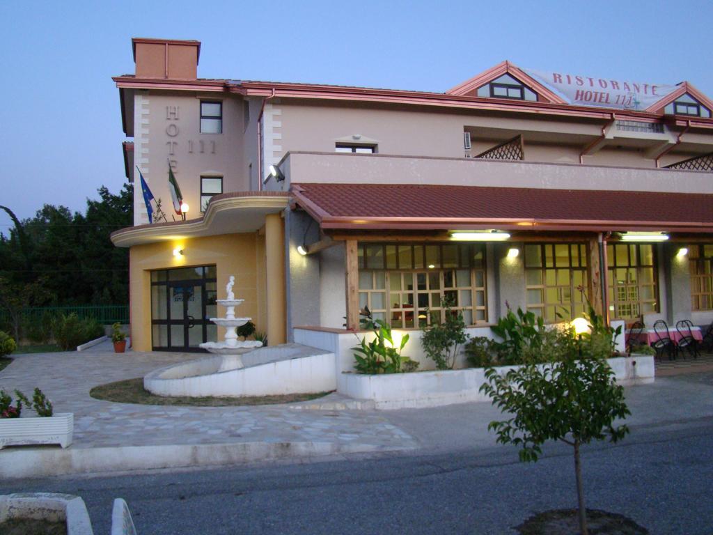 Hotel Ristorante111 Villapiana Zewnętrze zdjęcie